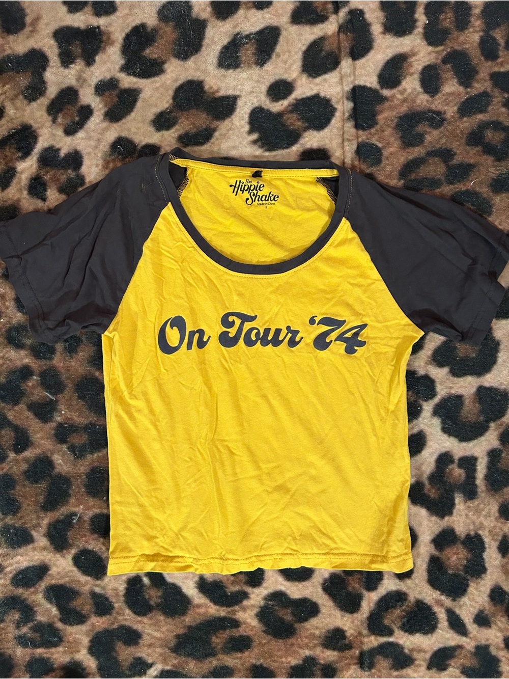 Hippie Shake Women’s Yellow & Black 'On Tour '74' Raglan Tee